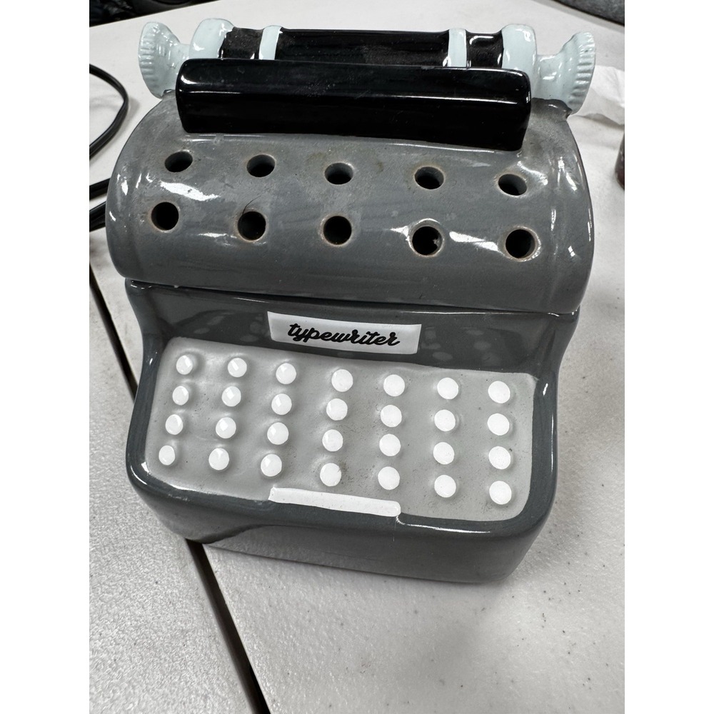 Scentsy 2016 Qwerty Typewriter Grey Electric Mid-Size Warmer Preowned No Box
